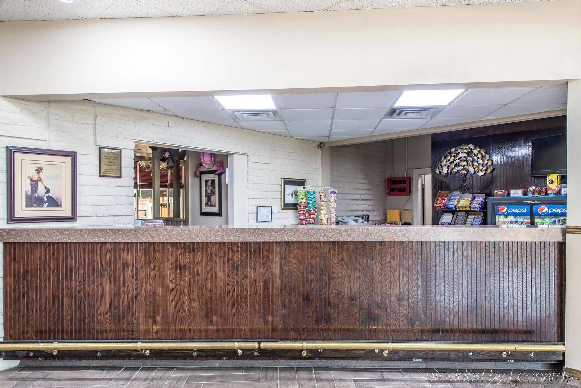 Rodeway Inn Cow Palace Lamar Dış mekan fotoğraf