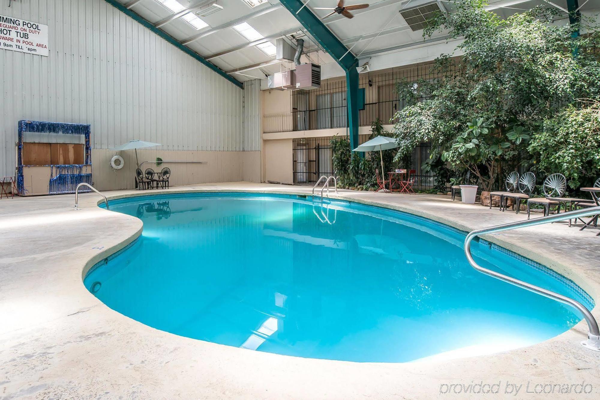 Rodeway Inn Cow Palace Lamar Dış mekan fotoğraf