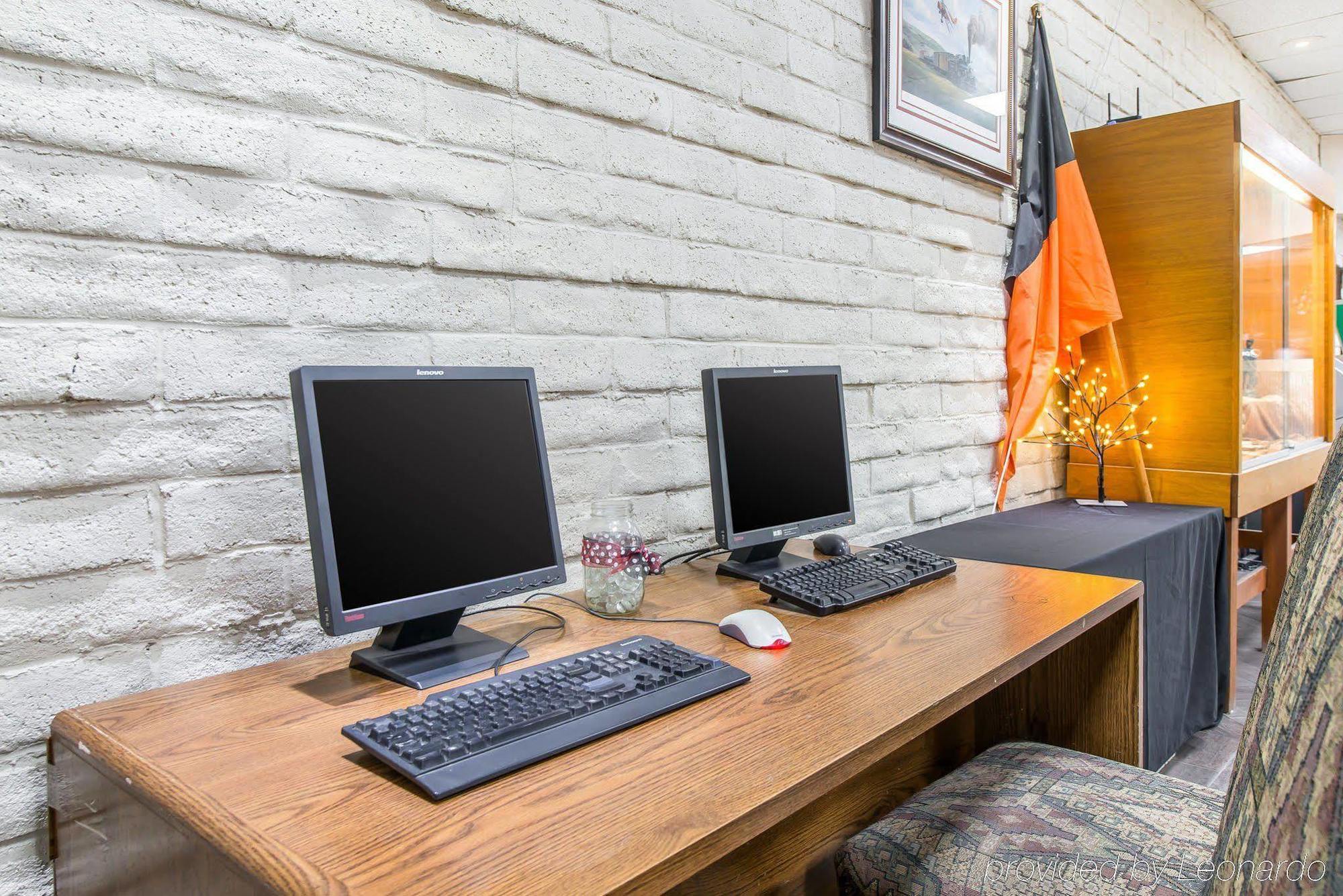 Rodeway Inn Cow Palace Lamar Dış mekan fotoğraf